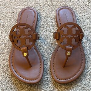 New in box Tory Burch Miller size 7